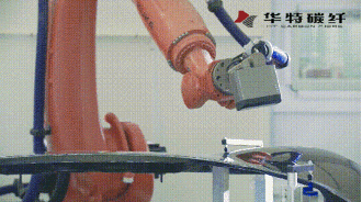 difference between composite and carbon fiber